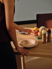 MADE.COM Kain fiksni trpezarijski sto - Slika 10 od 18