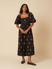 Vestido midi Tessie bordado Nobodys Child Nova - Imagem 1 de 5