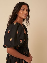 Vestido midi Tessie bordado Nobodys Child Nova - Imagem 3 de 5