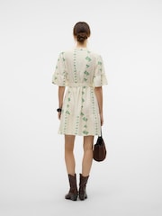 VERO MODA White V-Neck Linen Blend Floral Print Dress with Tie Belt - Image 3 of 4
