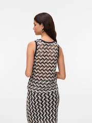 VERO MODA Sleeveless Crochet Top With Pattern Detail - Imagen 3 de 5