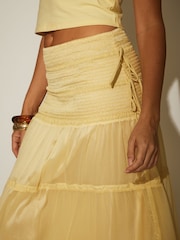 South Beach Butter Tiered Contrast Maxi Skirt - Image 6 of 6