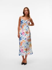 VERO MODA White Waterall Neck Strap Floral Print Dress - Image 4 of 5
