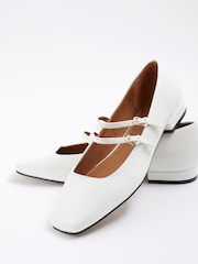 River Island White Square Toe Mary Jane Shoes - Image 4 of 5