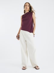 Blusa drapeada com acabamento em concha River Island - Imagem 2 de 4