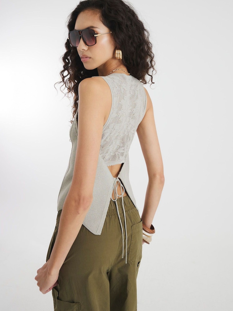 River Island Lace Back Crochet Waistcoat - Изображение 2 из 5