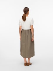 Mamalicious Green Maternity Colour Block Short Sleeve Dress With Nursing Function - Image 2 of 5