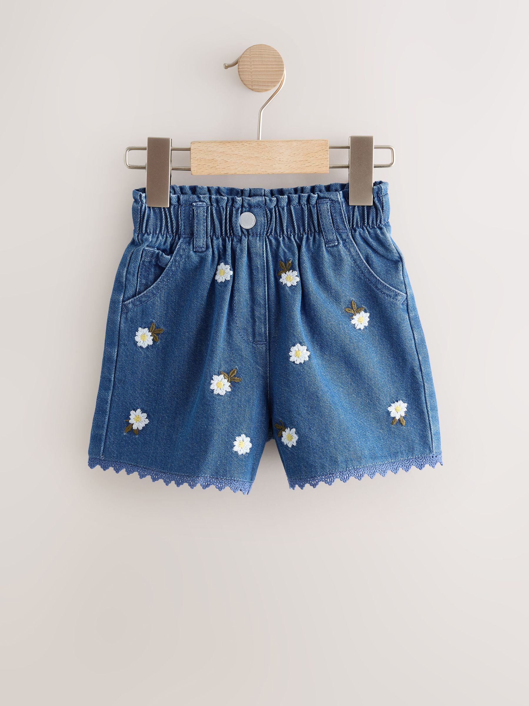 Next：日本 ミッドブルー - デイジー 刺繍 デニム ショートパンツ（3