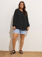 Preto - Blusa Smock Yours Curve Lattice - Imagem 2 de 5