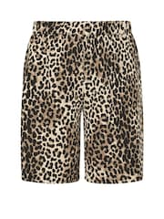 Yours Curve Brown Crinkle Jersey Shorts - Image 5 of 5