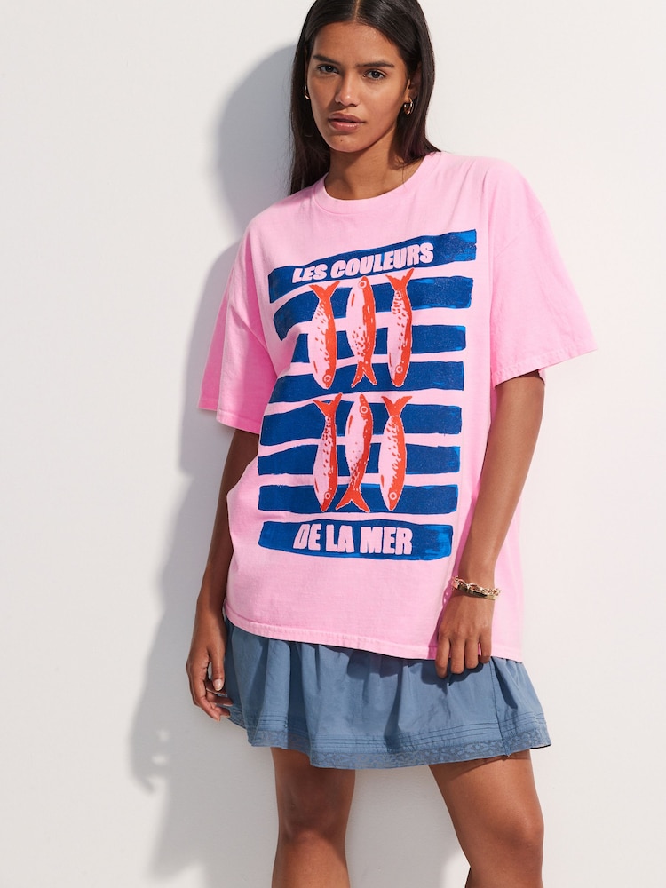 Bright Pink Oversized Sardines Graphic Print Short Sleeve Crew Neck T-Shirt - Image 1 of 4