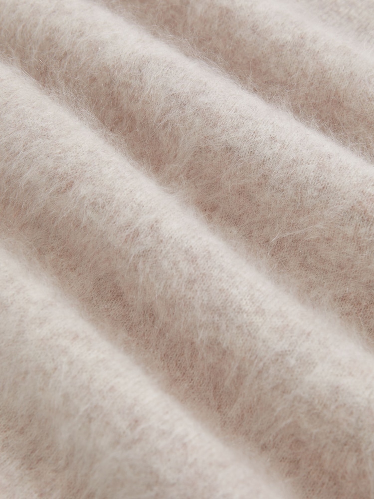 Reiss Oatmeal Neutral Misha Brushed Cashmere Crew Neck Jumper - Image 7 of 7
