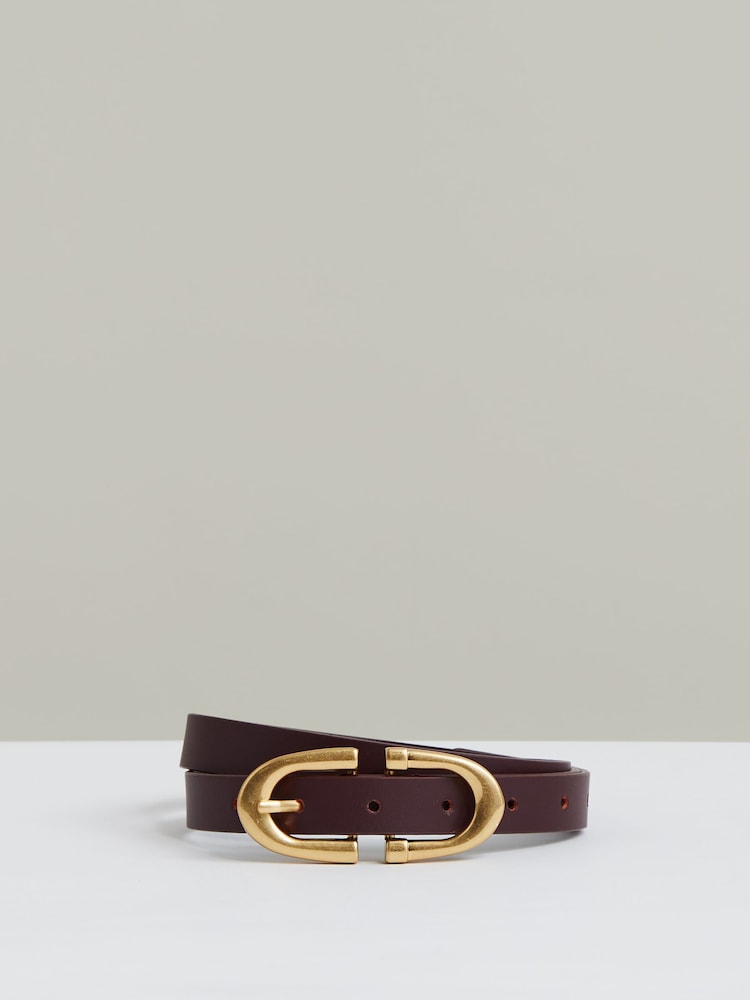 Reiss Burgundy Bailey Leather Horseshoe Buckle Belt - Image 1 of 4 Reiss Burgundy Bailey Leather Horseshoe Buckle Belt - Image 1 of 4
