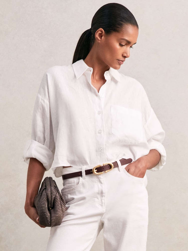 Reiss Burgundy Bailey Leather Horseshoe Buckle Belt - Image 2 of 4 Reiss Burgundy Bailey Leather Horseshoe Buckle Belt - Image 2 of 4