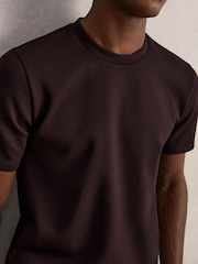 Reiss Cherry Red Bradley Interlock Jersey Crew Neck T-Shirt - Image 4 of 6