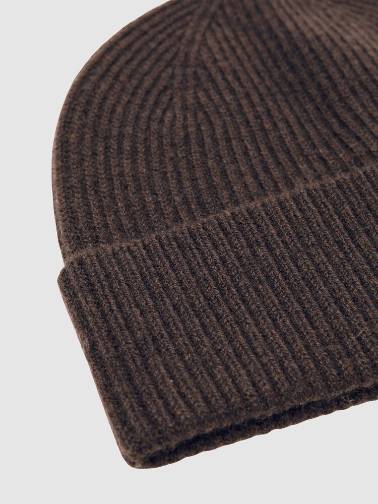 Reiss Chocolate Brown Chaise Merino Wool Rib-Knit Beanie - Image 4 of 4