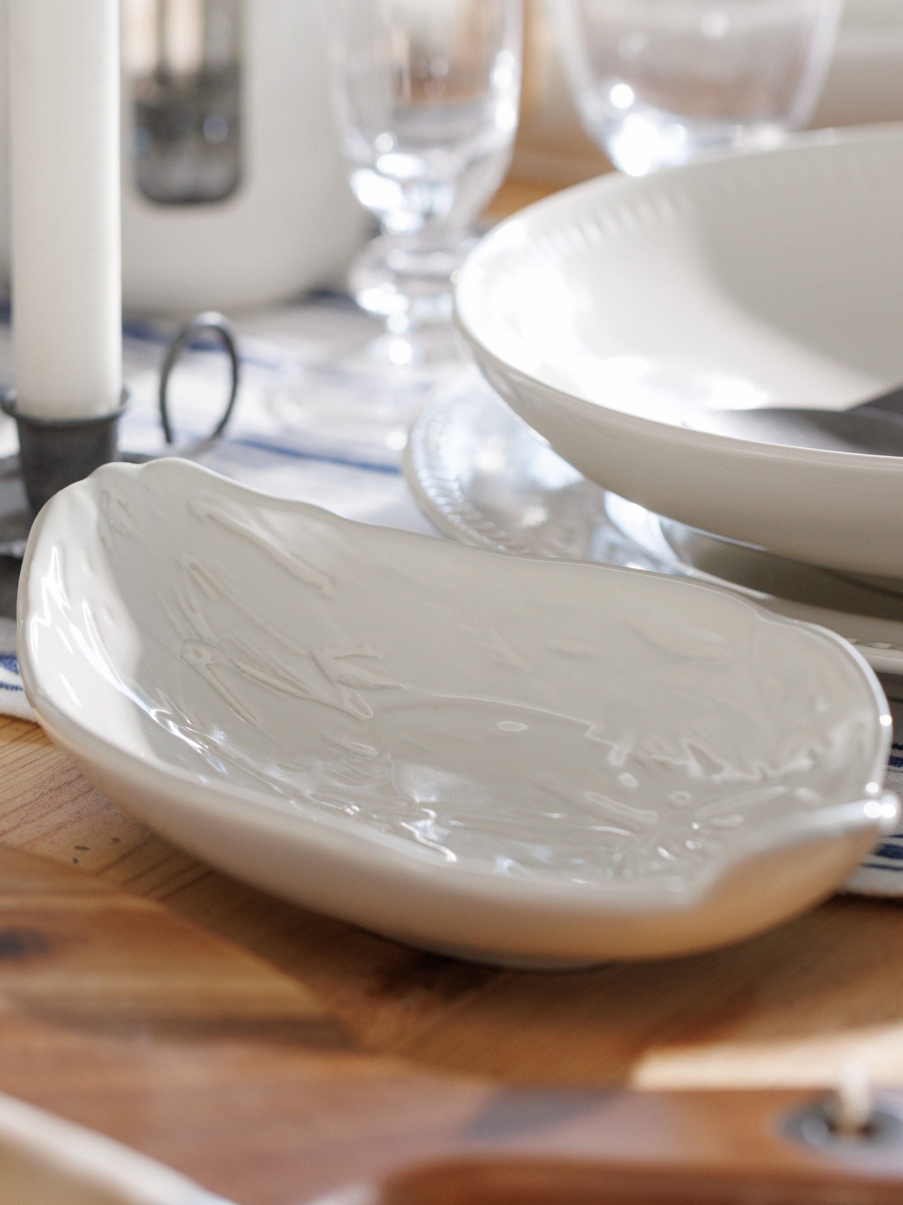 Mikasa Cranborne Stoneware Artichoke Serving Dish, 30.5cm, Gift Boxed - Image 4