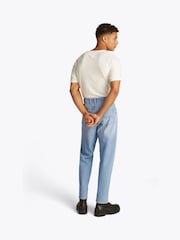 Tommy Jeans Blue Relaxed Isaac Whiskered Tapered Jeans - Image 3 of 5