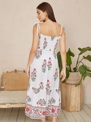 Yumi White Floral Printed Smocked Midi Dress - Image 4 of 5