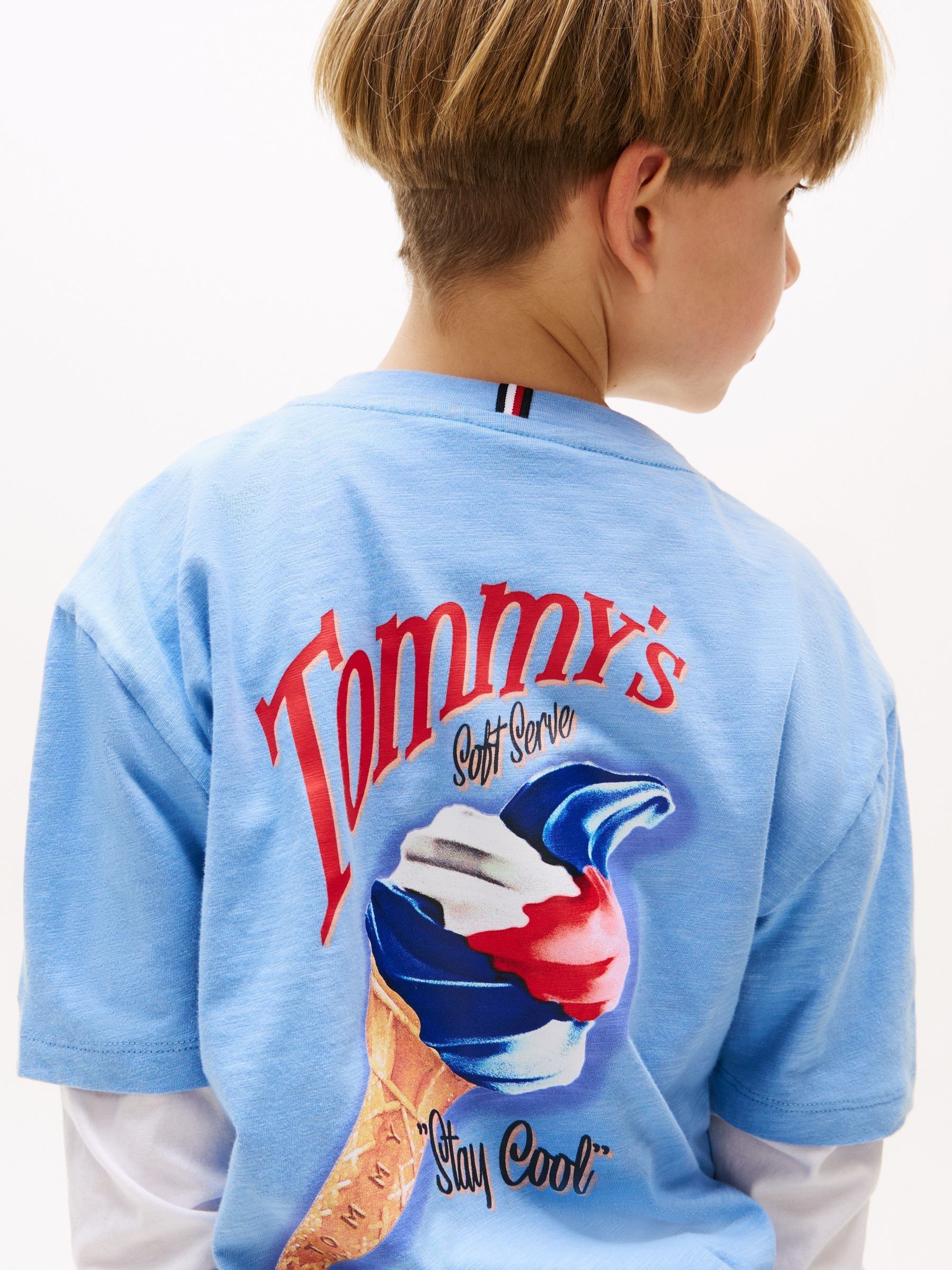 TMGE ULTRA FEED BACK GROOVE Tシャツ XL Buy Tommy Hilfiger Blue Back Graphic Textured T-Shirt from Next Kuwait