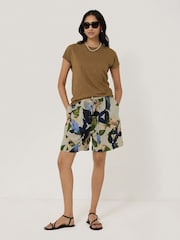 Jigsaw Future Botanic 100% Linen Shorts - صورة 2 من 6