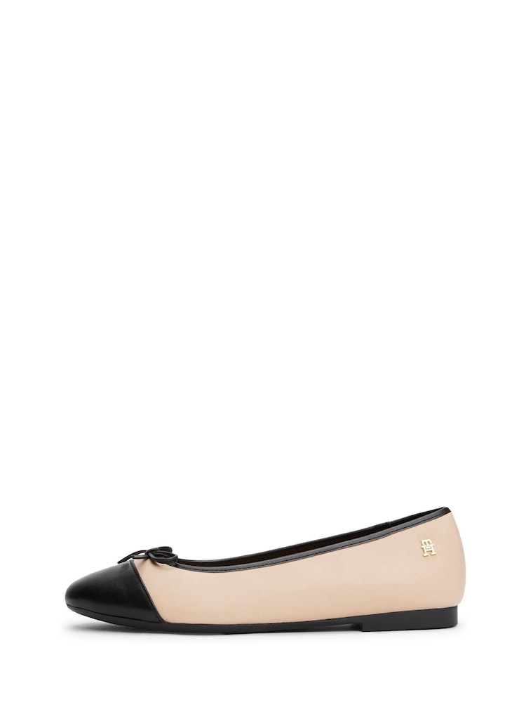 Tommy Hilfiger Leather Pointed Toe Slingback Ballerinas - Imagen 2 de 4