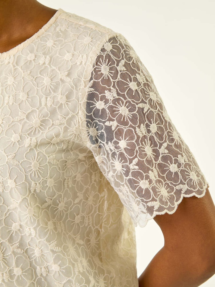 Camiseta com Roman Floral Print e sobreposição de renda - Imagem 5 de 5