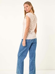 Roman Bow Front Frill Detail T-Shirt - Imagem 3 de 5