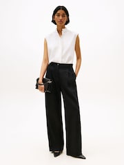 Camisa sem mangas Tommy Hilfiger Seersucker com babados - Imagem 3 de 5