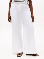 Tommy Hilfiger White Relaxed Curve Wide Leg Poplin Trousers - Image 1 of 4
