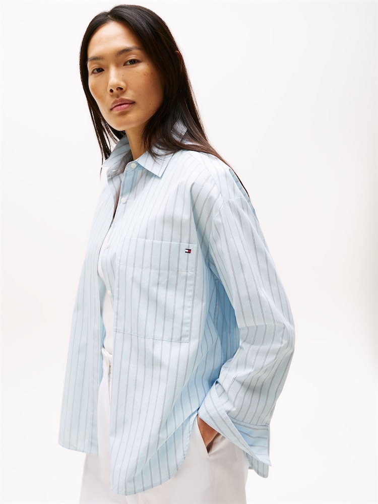 Tommy Hilfiger Blue Oversized Fit Adjustable Cuffs Poplin Shirt - Image 2 of 5 Tommy Hilfiger Blue Oversized Fit Adjustable Cuffs Poplin Shirt - Image 2 of 5