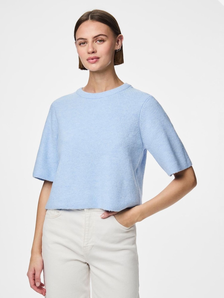 PIECES Blue Short Sleeve Round Neck Knitted Top - Image 1 of 4 PIECES Blue Short Sleeve Round Neck Knitted Top - Image 1 of 4