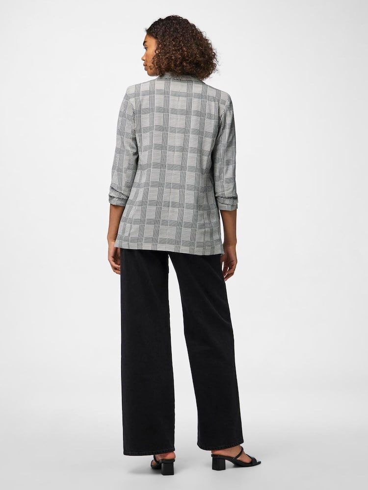 PIECES Black Relaxed Ruched Sleeve Blazer - Image 4 of 4