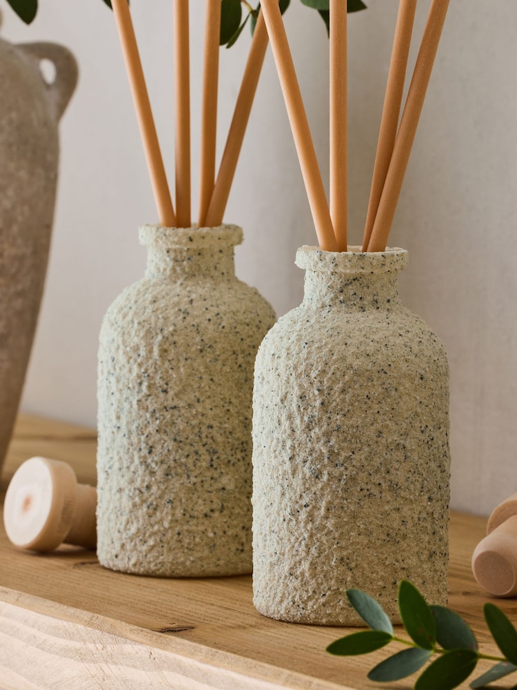 Oakmoss Pink Pepper and Sandalwood Country Luxe Set of 2 Diffusers - Image 2 of 3