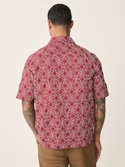 Red Textured Embroidered Leaf Short Sleeve Shirt - Image 4 of 7