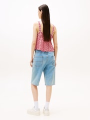 Tommy Jeans Red Scalloped Trim Sleeveless Blouse - Image 2 of 5