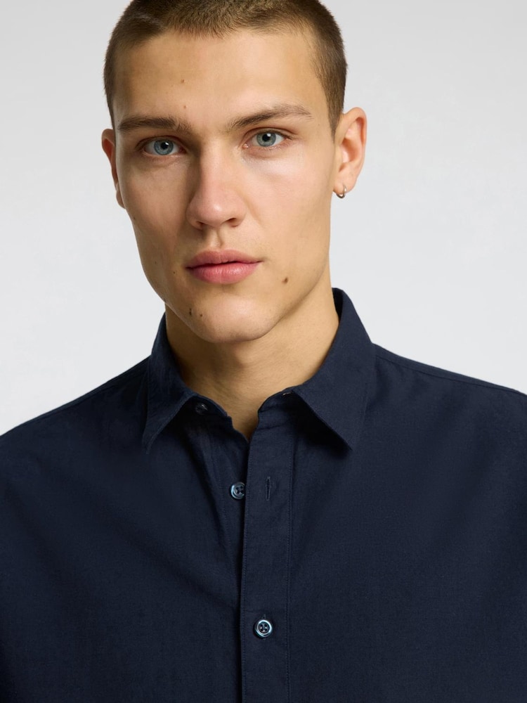 Selected Homme Blue Short Sleeve Shirt With Linen - Image 2 of 4 Selected Homme Blue Short Sleeve Shirt With Linen - Image 2 of 4