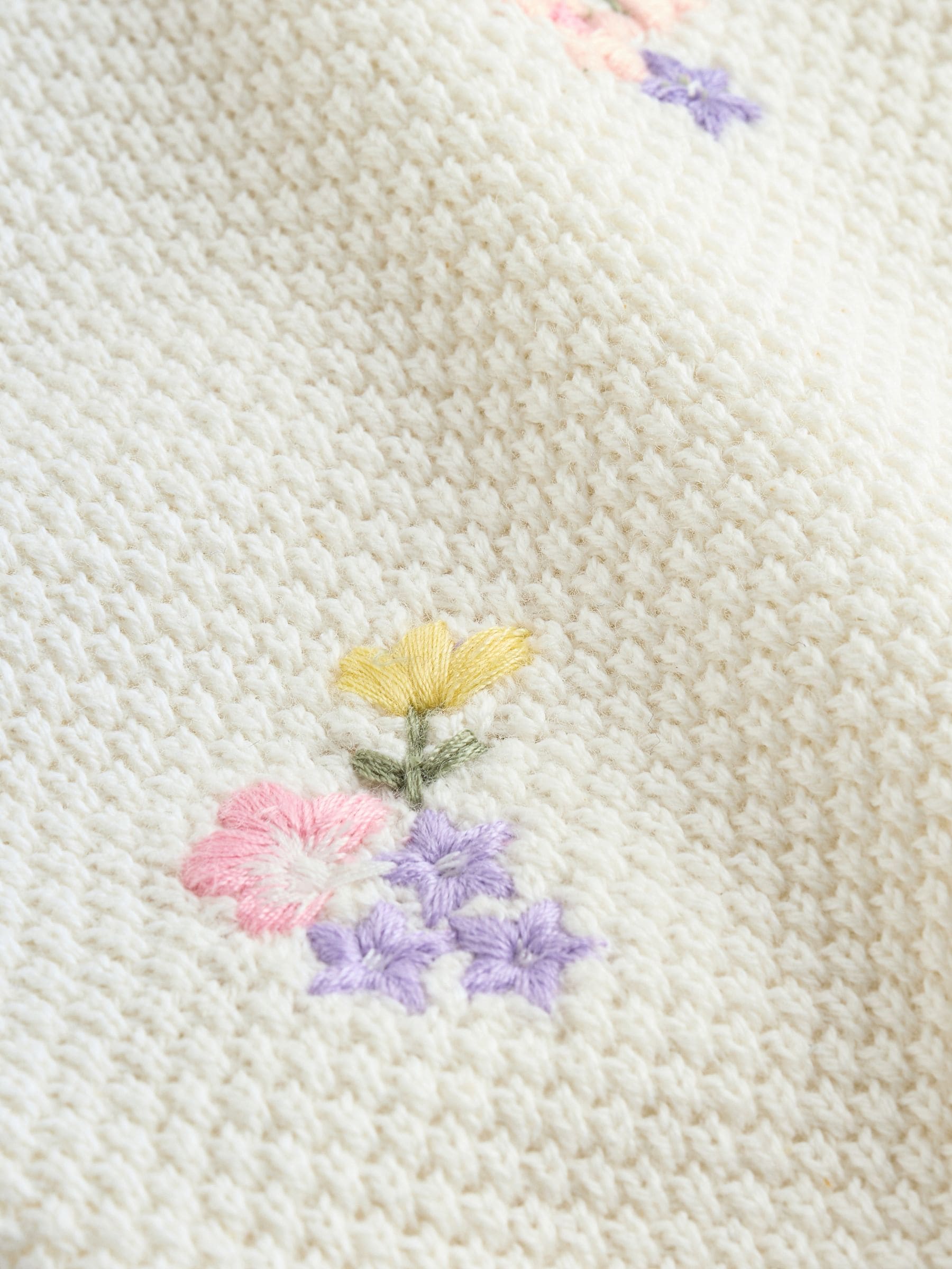 Next：日本 ホワイト - フローラル刺繍入り ベビー カーディガン（0