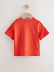 أحمر مربعات صغيرة - Short Sleeve Pocket T-Shirt (3mths-7yrs) - صورة 2 من 4