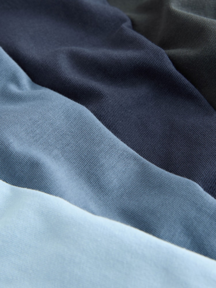 Blue/White/Navy/Black - حزمة من 4 تيشرتات بأكمام قصيرة (3-16 سنة) - صورة 8 من 8