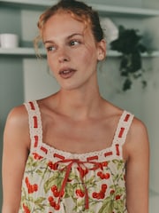 Laura Ashley Red/Green Cramwell Orchard Cotton Dobby Woven Shorts Set - Image 4 of 11