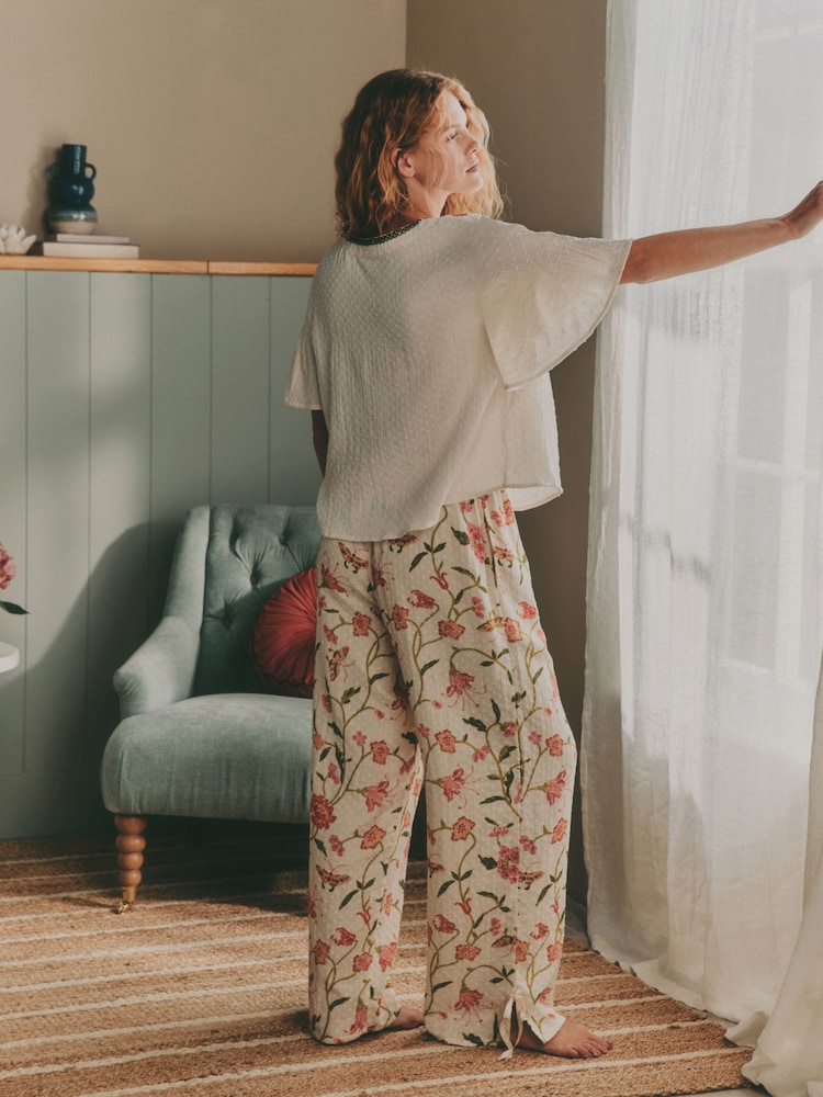 Laura Ashley Ecru/Pink Floral Cotton Dobby Woven Pyjamas - Image 2 of 14