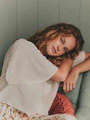 Laura Ashley Ecru/Pink Floral Cotton Dobby Woven Pyjamas - Image 4 of 14