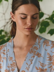 Laura Ashley Blue/ Brown Lloyd Print Viscose Dobby Scallop Edge Robe - Image 4 of 11