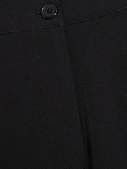 River Island Black Tailored Bermuda Shorts - Image 6 of 6