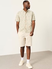 FatFace Green Haze Short Sleeve Relaxed Fit Deco Palm Print Shirt - Image 3 of 6