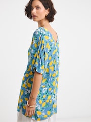 JD Williams Lemon Print Crinkle Popover Top - Image 2 of 4