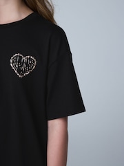 smALLSAINTS Leopard Lover Oversized T-Shirt and Flared Leggings Set - Image 6 of 12