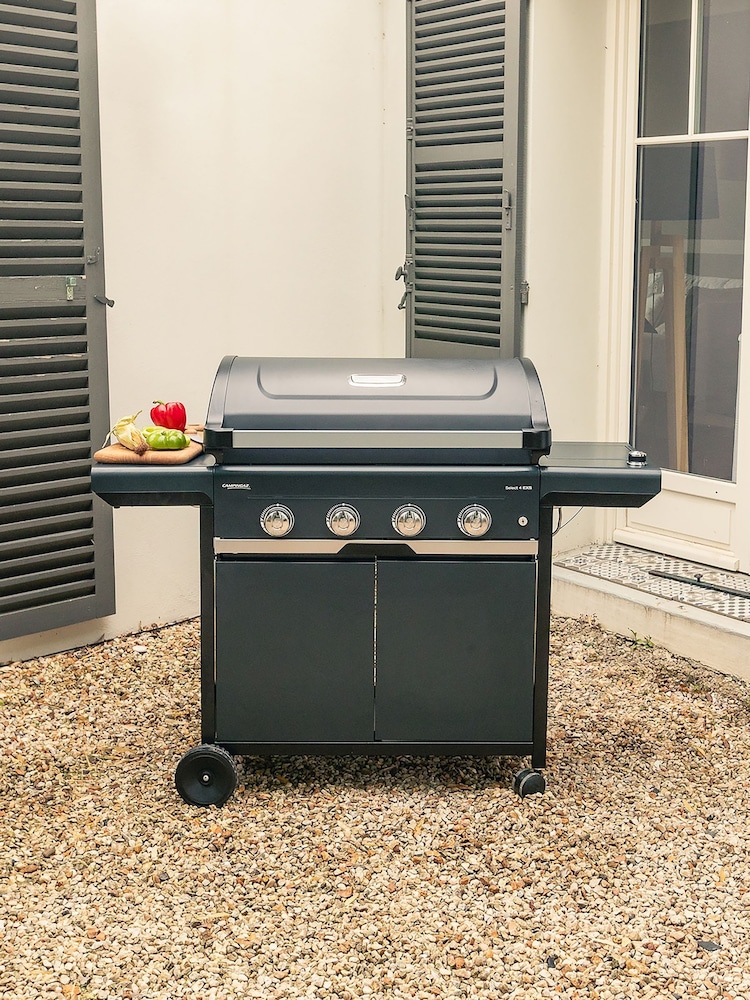 Campingaz Black 4 Series Select EXS Gas Barbecue - Image 1 of 6 Campingaz Black 4 Series Select EXS Gas Barbecue - Image 1 of 6