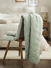 Sage Green Elsie Velvet Quilted Bedspread - Image 2 of 4